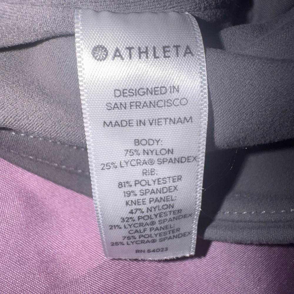 Athleta Modblock Salutation Leggings size Small. EUC - Picture 11 of 12